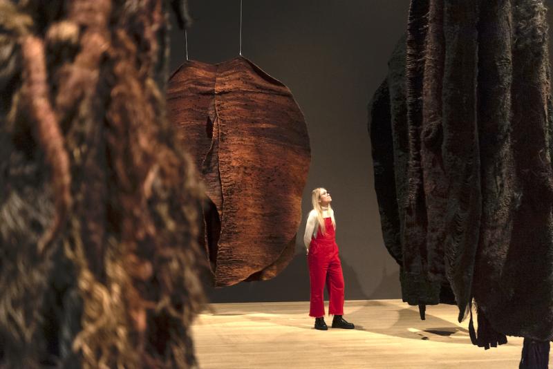 Magdalena Abakanowicz, Tate Modern Review - A Forest Of Huge And ...